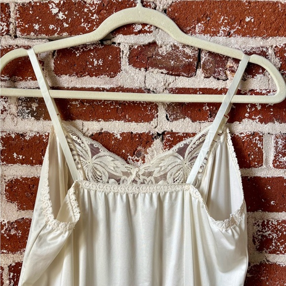 Vintage Cream Lace Trim Slip Dress - Picture 5 of 7